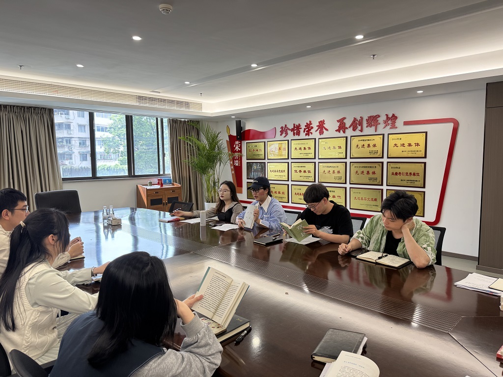 青春力量 | 以廉之名，青春同行——營運(yùn)公司團(tuán)支部舉辦“世界讀書日”主題讀書匯活動(dòng)