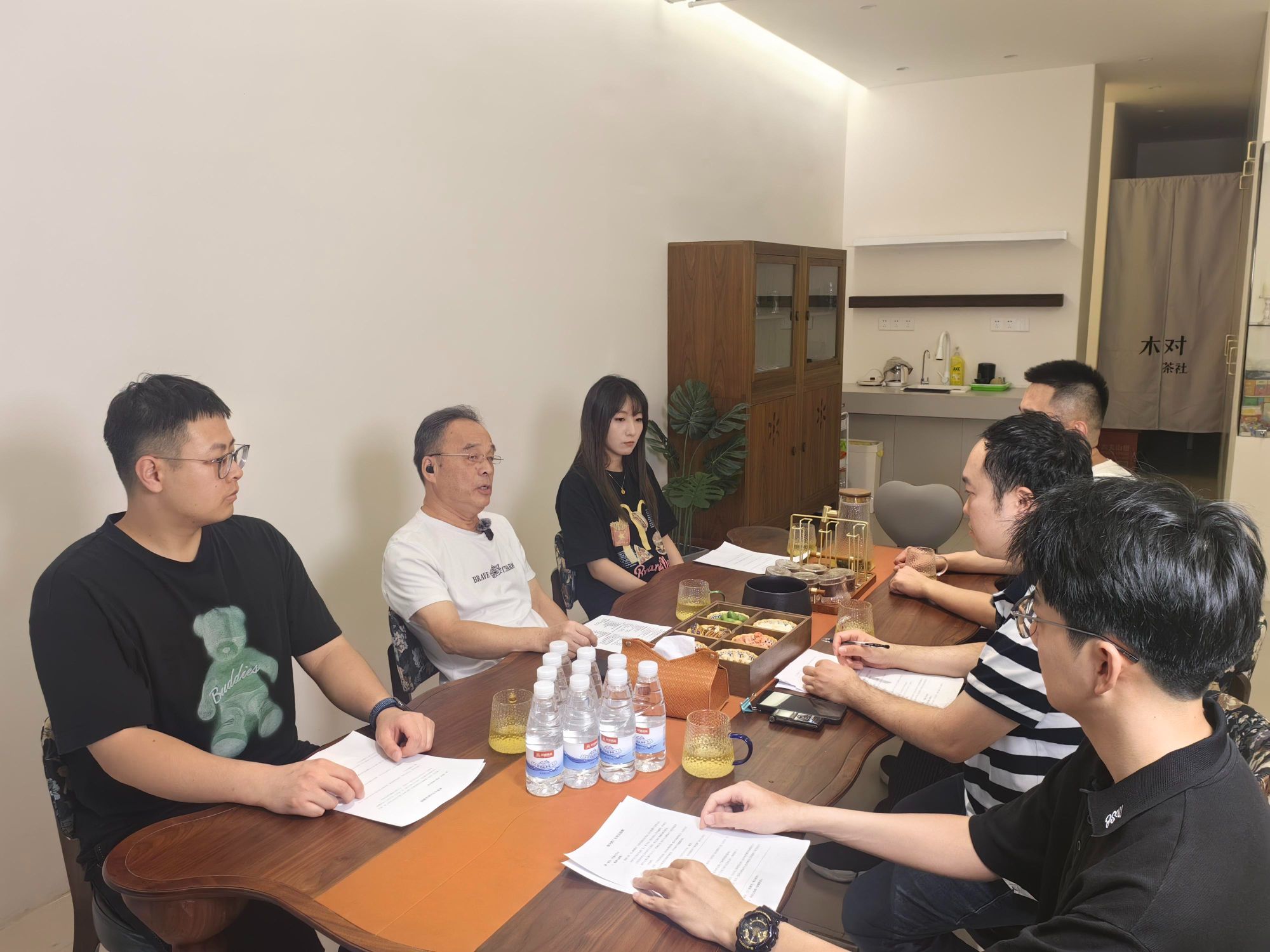 企業(yè)人文 | “聆聽奮斗歲月，見證奮進力量”——營運公司開展“老廠長記憶”專訪